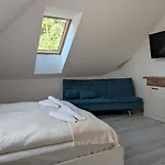 Antmann Bor Terasz 3* Balatoncsicsó