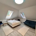 Antmann Bor Terasz Panzió 3*