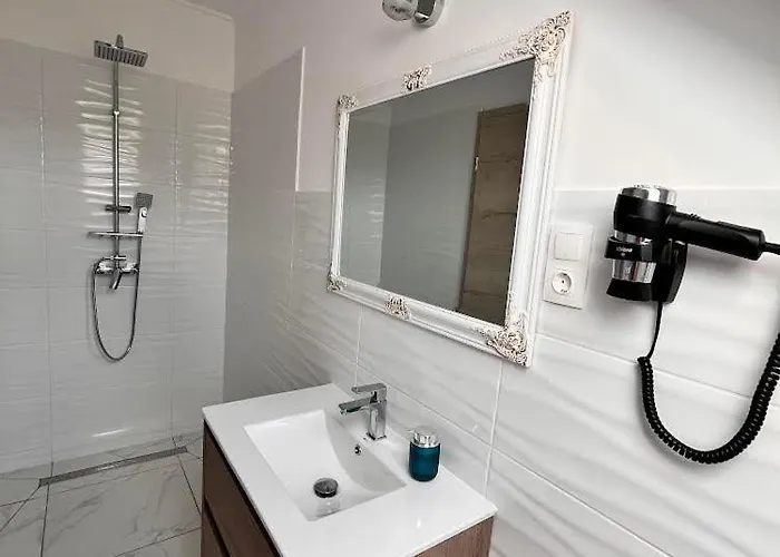 Antmann Bor Terasz Szallas