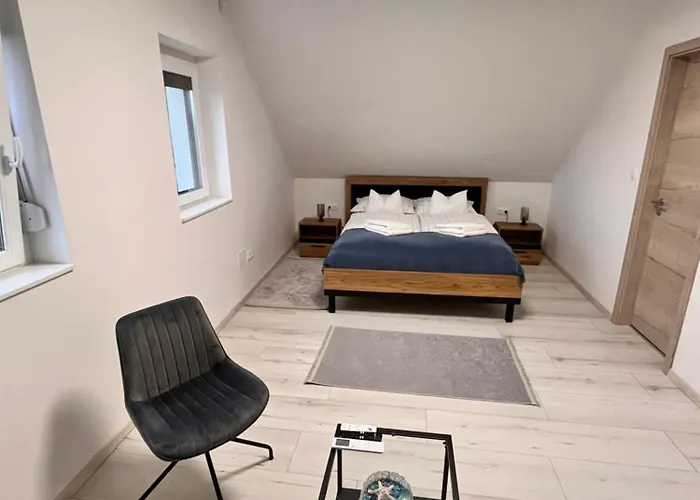 Antmann Bor Terasz Szallas לינה וארוחת בוקר 3*