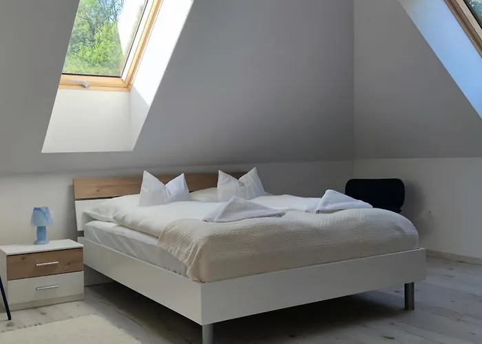 Antmann Bor Terasz Szallas 3* Balatoncsicso