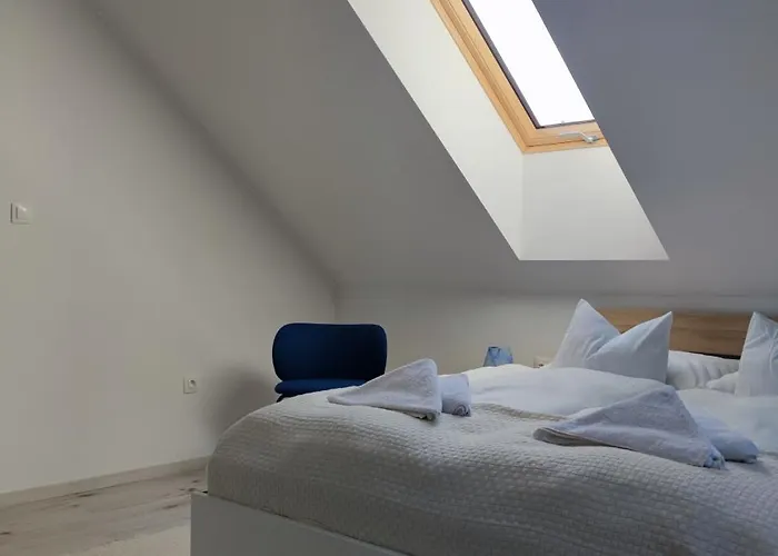 Antmann Bor Terasz Szallas 3*